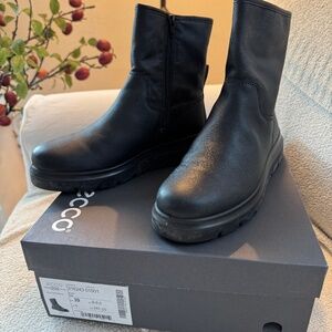 Ecco Black Winter Boots